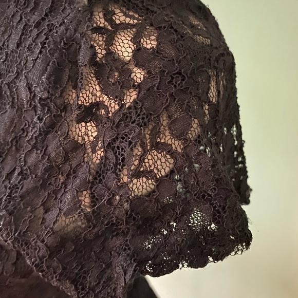 Women’s Black Lace Blouse Size XS - Picture 10 of 10